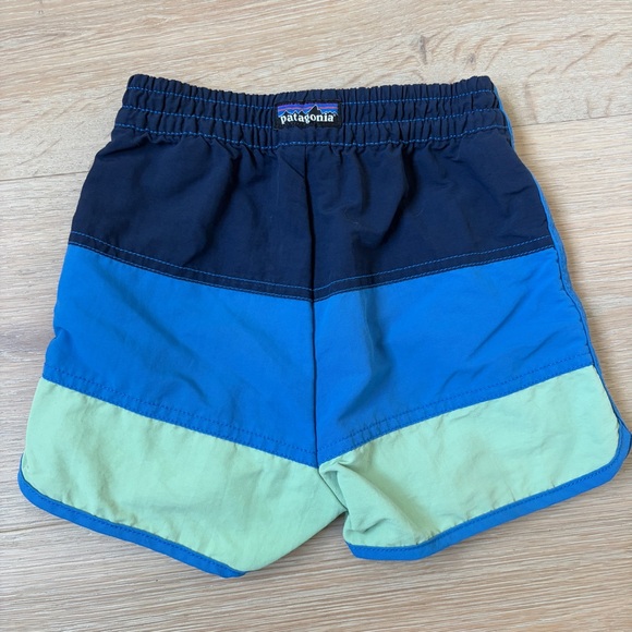 Patagonia Kids 5T Baggies Shorts Blue Green Colorblock Nylon Pull On*S26 - Picture 2 of 3